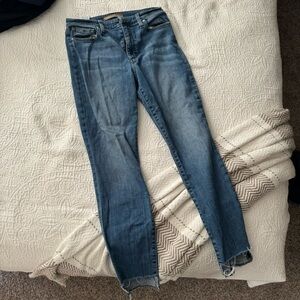 Joe’s Jeans skinny cut off medium wash denim